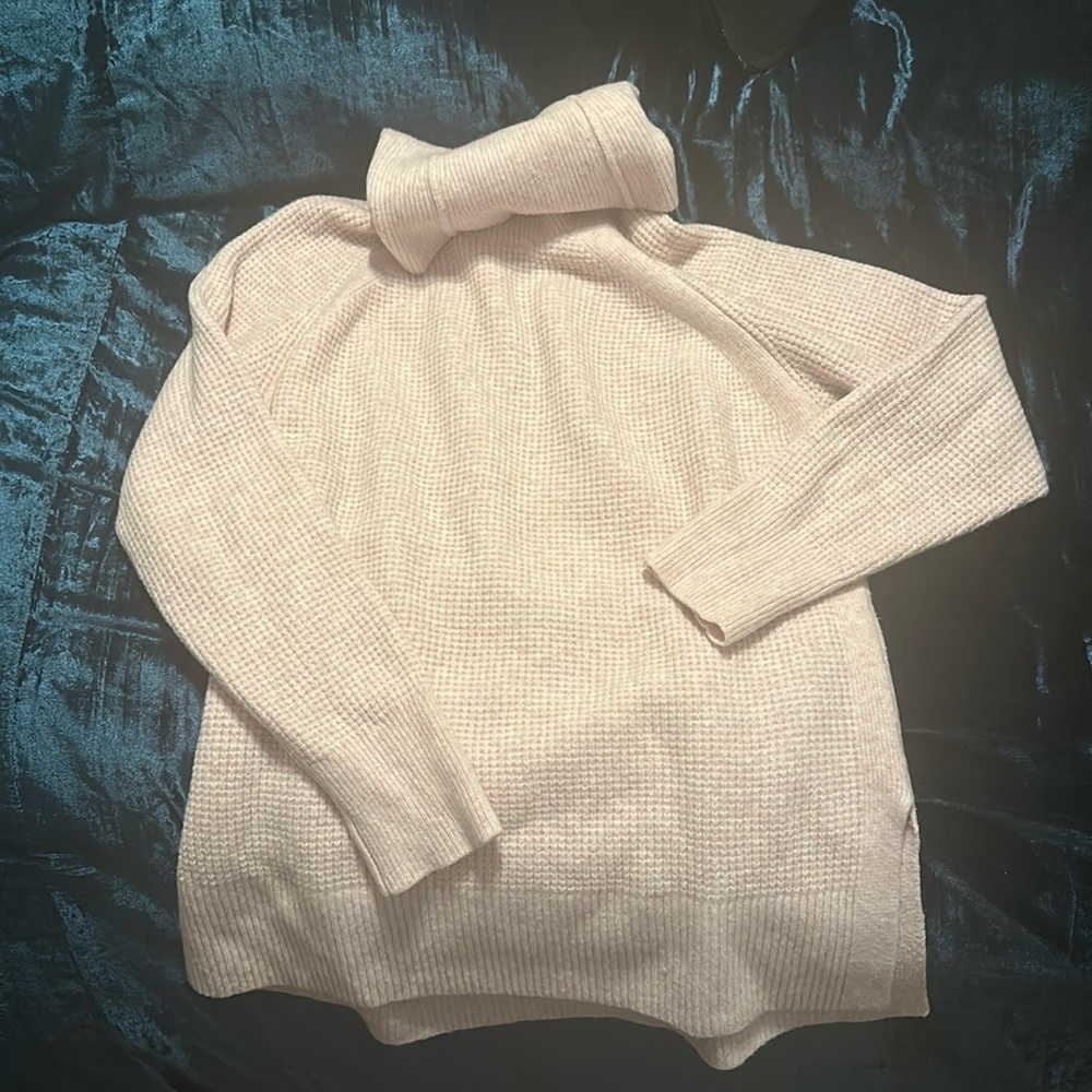 Loft split hem turtleneck sweater